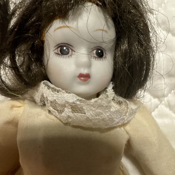 Small porcelain doll 8 Inch - Picture 2 of 8